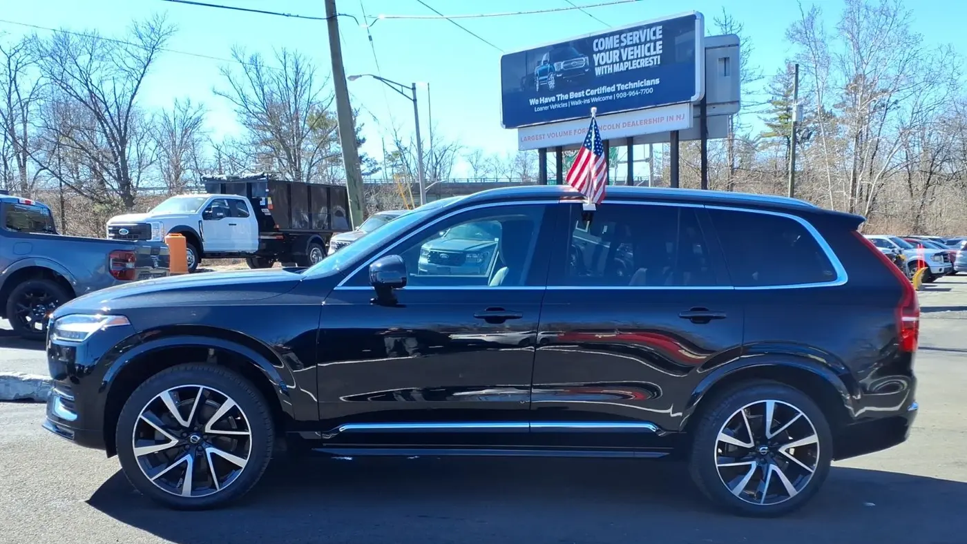 2024 Volvo XC90 B6 Plus Bright Theme 7P