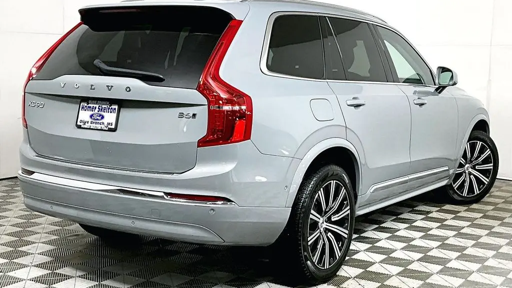 2024 Volvo XC90 B6 Plus Bright Theme 7P