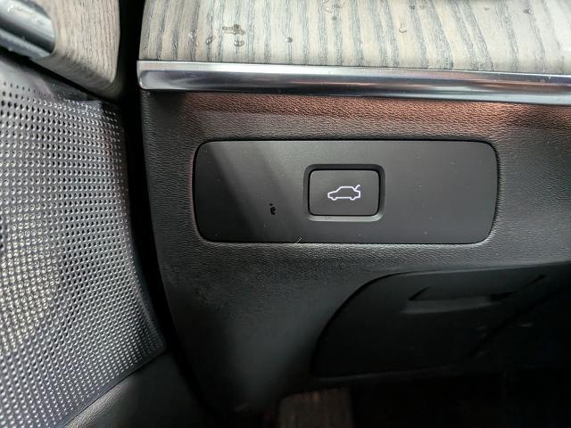 2024 Volvo XC90 - $45,999