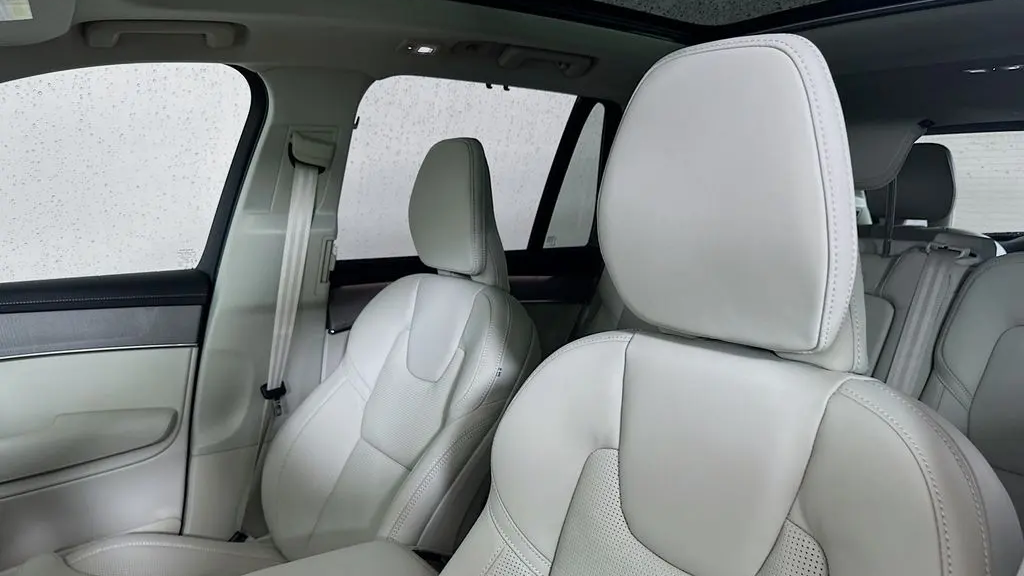 2026 Volvo XC90 B6 Ultra 7P