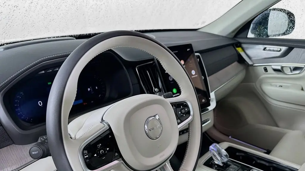 2026 Volvo XC90 B6 Ultra 7P