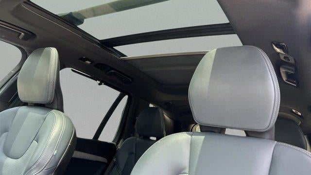 2024 Volvo XC90 B6 Ultimate Bright Theme 7P