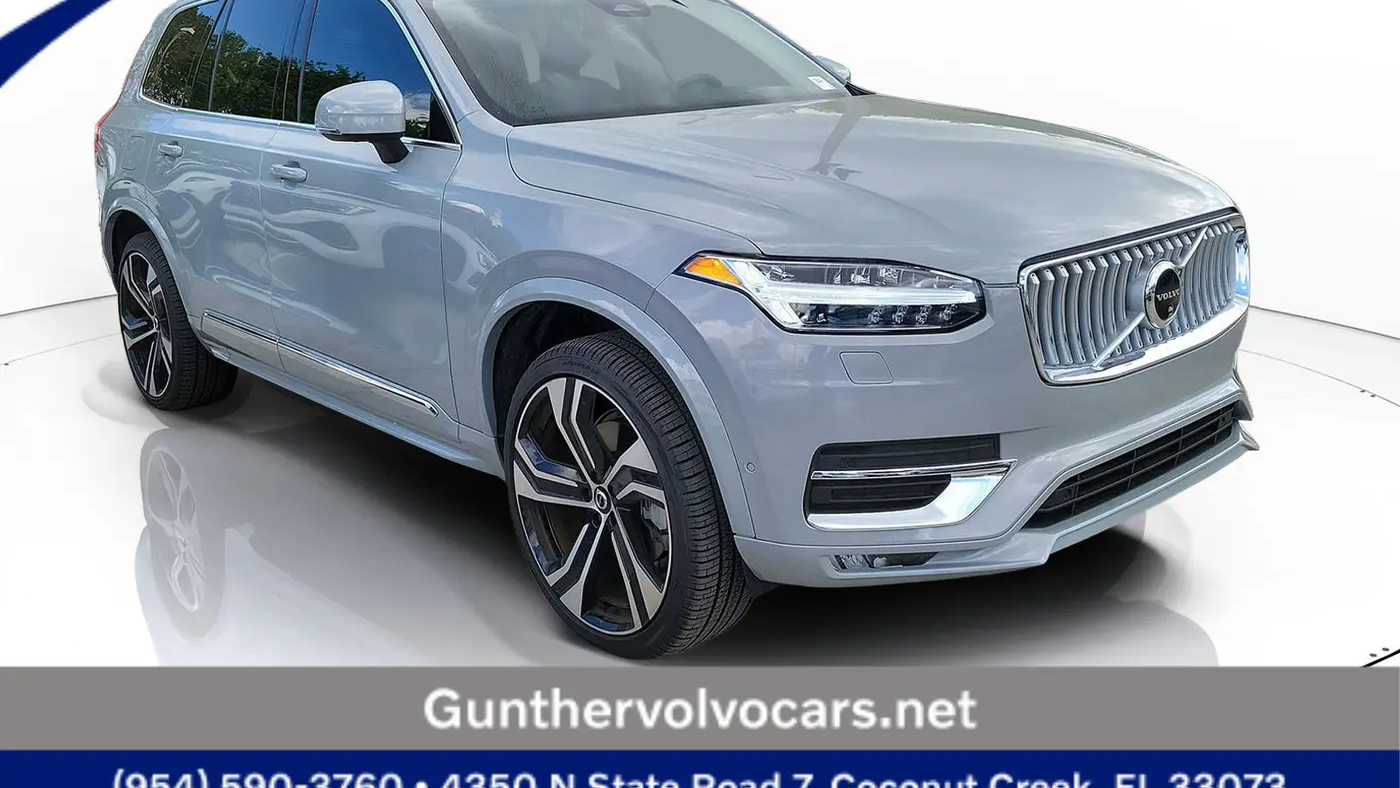 Preowned 2025 Volvo XC90 B6 Ultra Bright Theme 7P for Sale