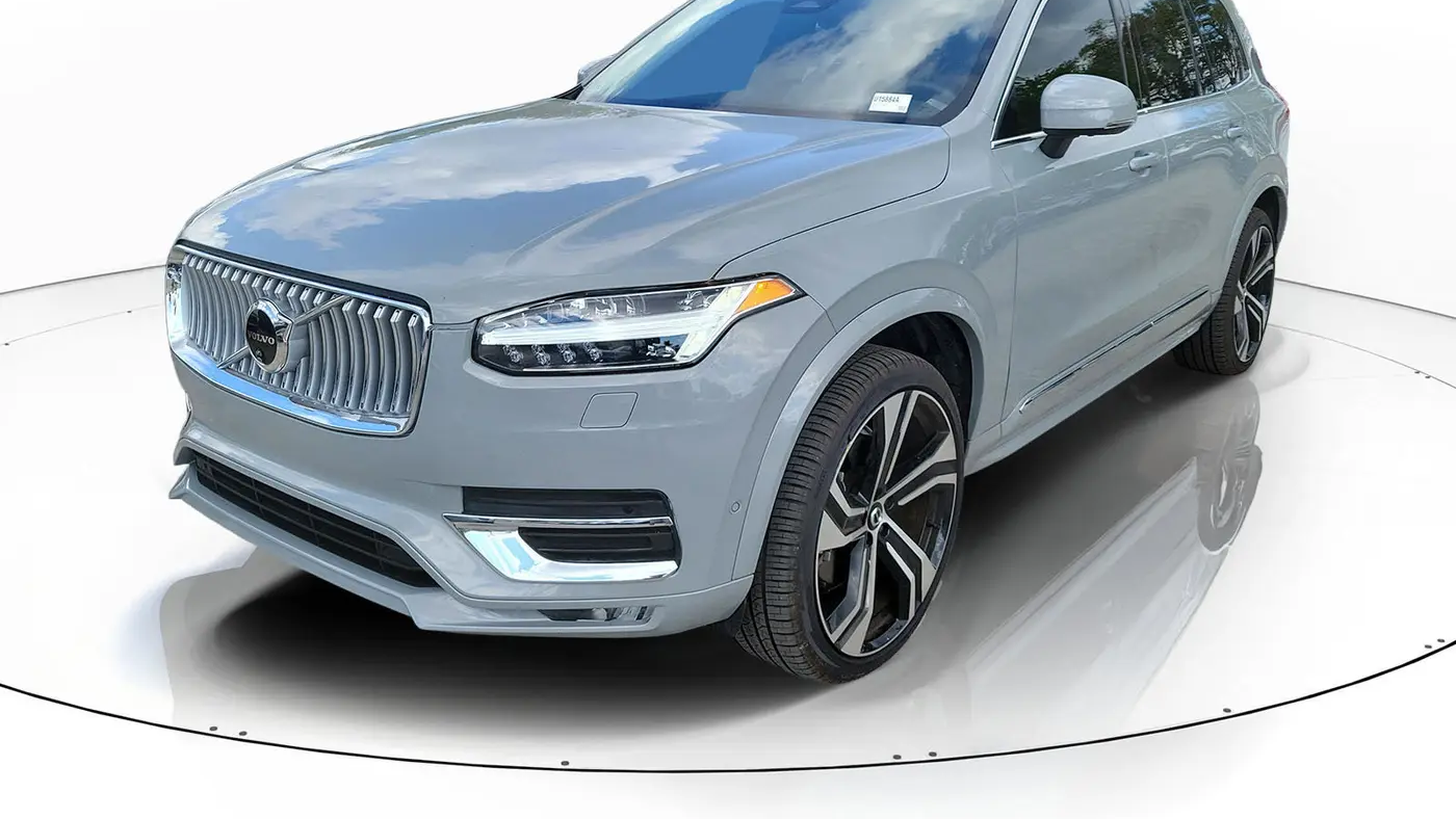 2025 Volvo XC90 B6 Ultra Bright Theme 7P