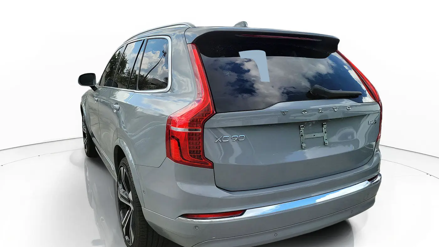 2025 Volvo XC90 B6 Ultra Bright Theme 7P