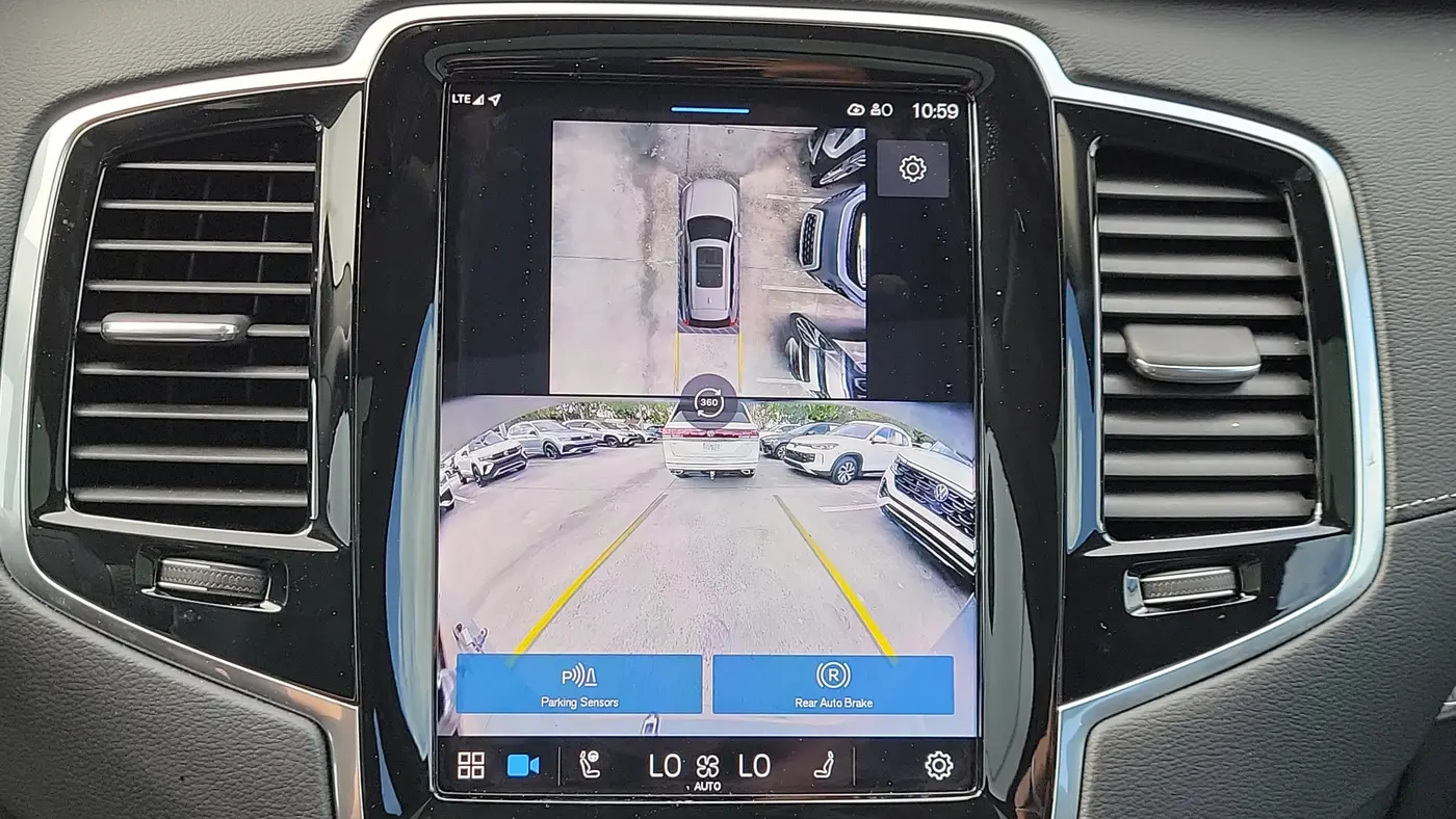 2025 Volvo XC90 B6 Ultra Bright Theme 7P