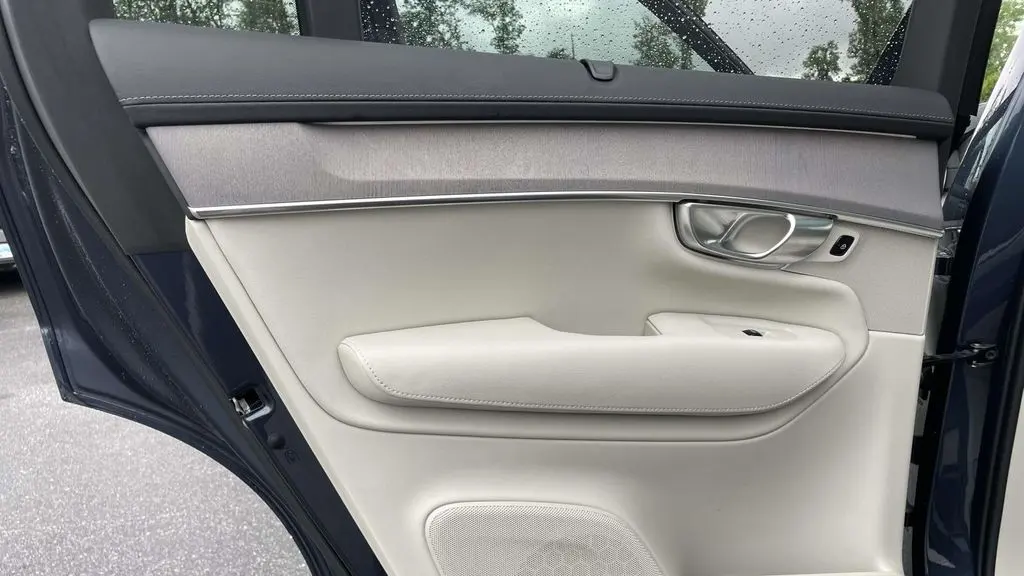 2026 Volvo XC90 B6 Ultra 7P