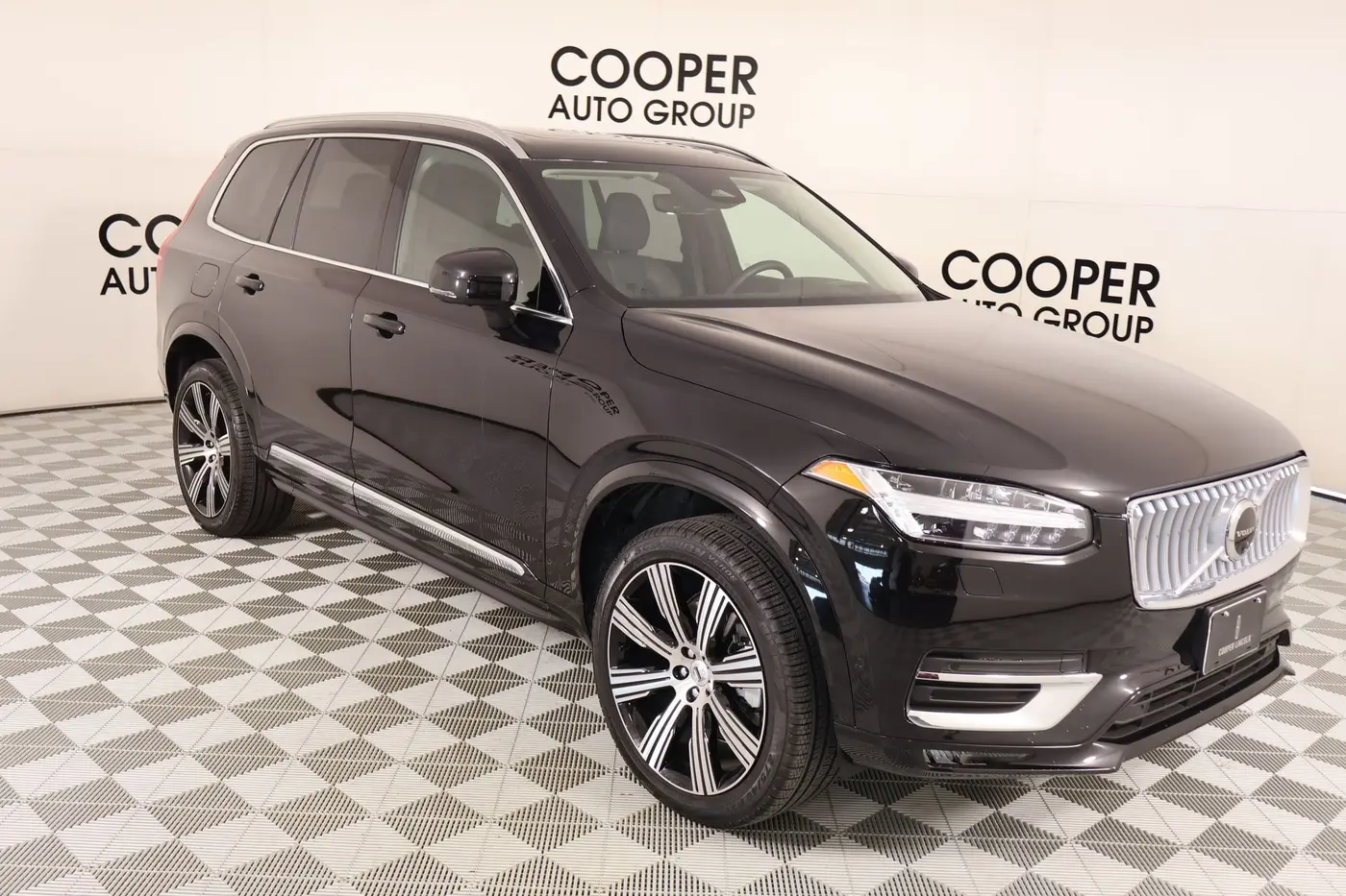 2025 Volvo XC90 - $53,499