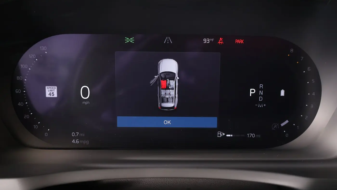 2025 Volvo XC90 B6 Ultra Bright Theme 7P