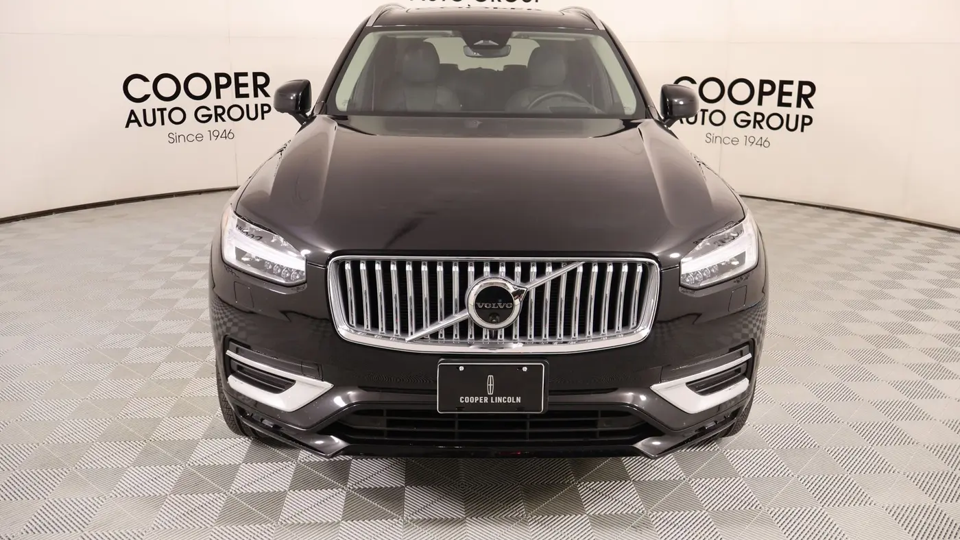 2025 Volvo XC90 B6 Ultra Bright Theme 7P