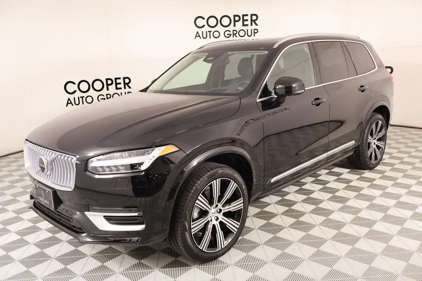 2025 Volvo XC90 - $53,499