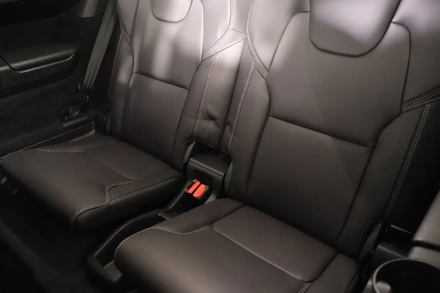 2025 Volvo XC90 - $53,499