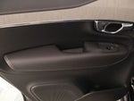 2025 XC90 Thumbnail 19
