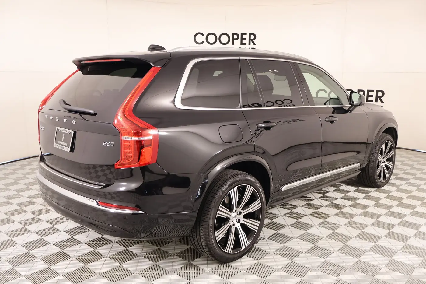 2025 Volvo XC90 - $53,499