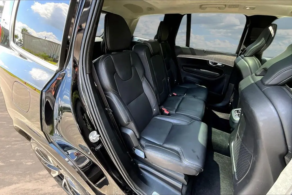 2024 Volvo XC90 - $36,995