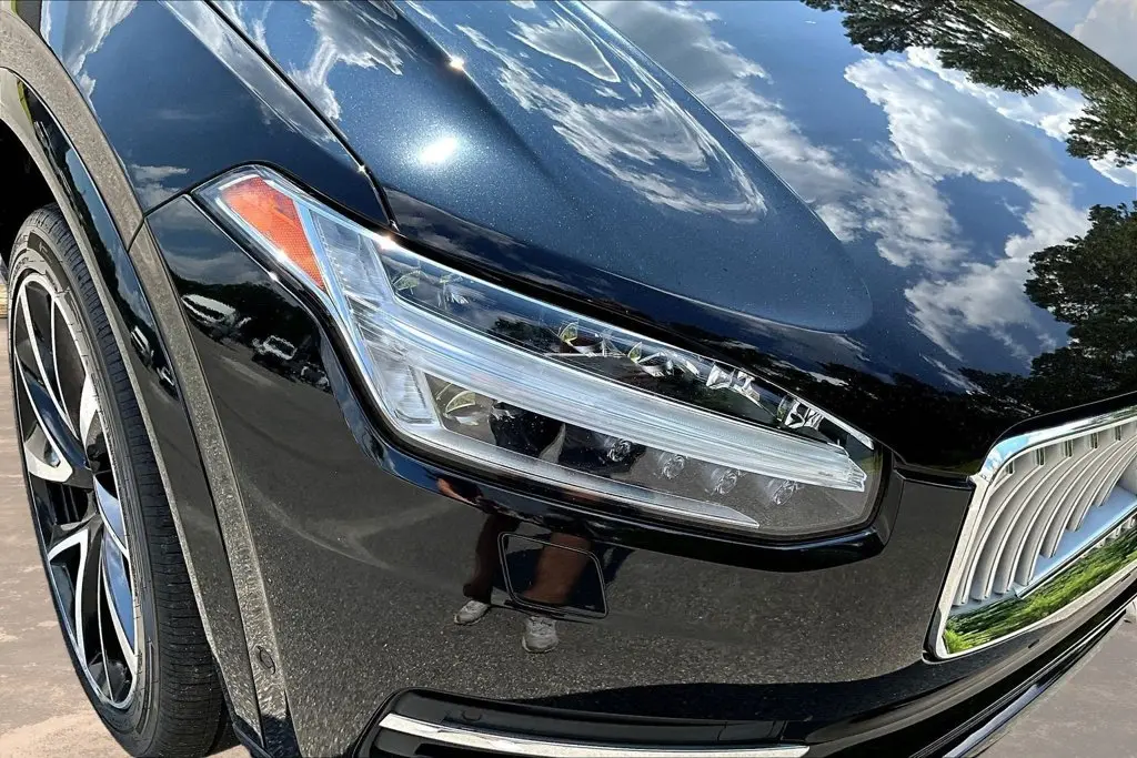 2024 Volvo XC90 - $36,995