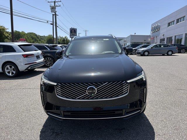 2026 Volvo XC90 - $59,899
