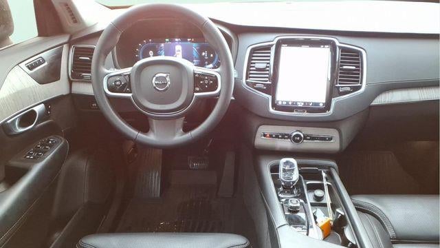 2024 Volvo XC90 B6 Ultimate Bright Theme 7P