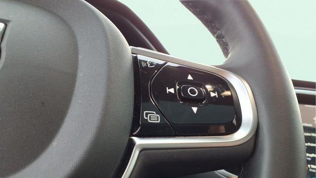 2024 Volvo XC90 B6 Ultimate Bright Theme 7P