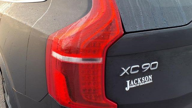 2024 Volvo XC90 B6 Ultimate Bright Theme 7P