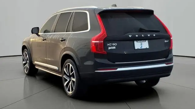 2024 Volvo XC90 B6 Ultimate Bright Theme 7P