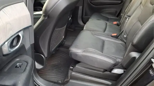 2024 Volvo XC90 B6 Ultimate Bright Theme 7P