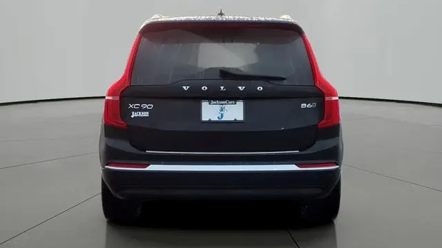 2024 Volvo XC90 B6 Ultimate Bright Theme 7P