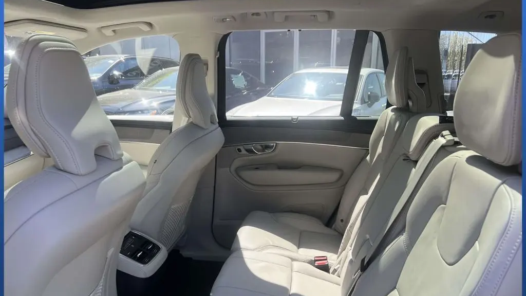 2026 Volvo XC90 B6 Ultra 7P