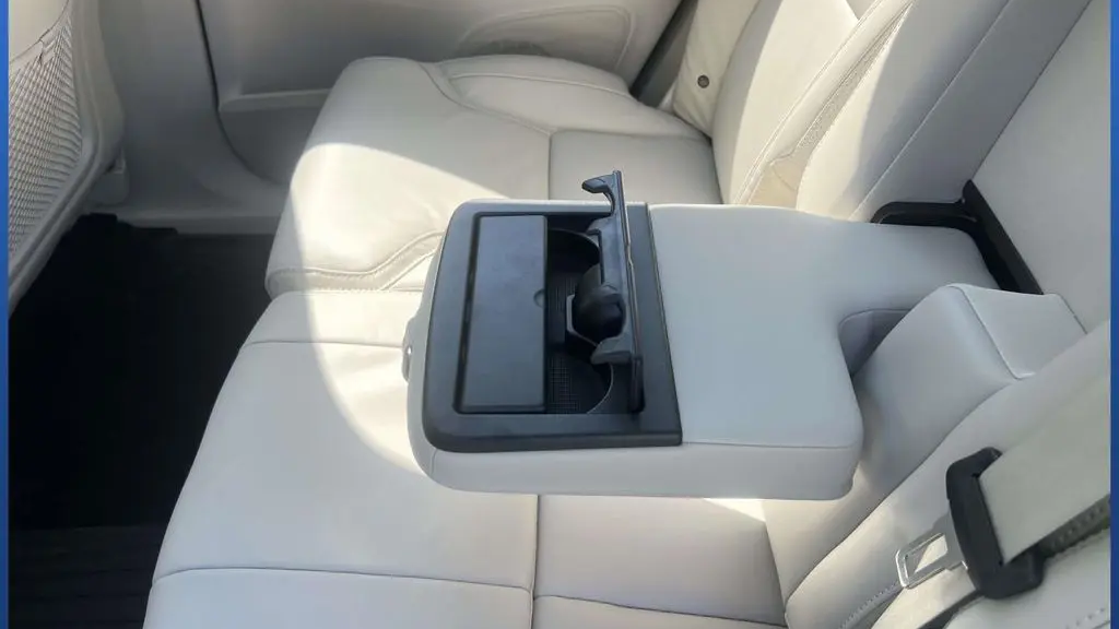 2026 Volvo XC90 B6 Ultra 7P