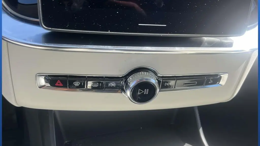 2026 Volvo XC90 B6 Ultra 7P