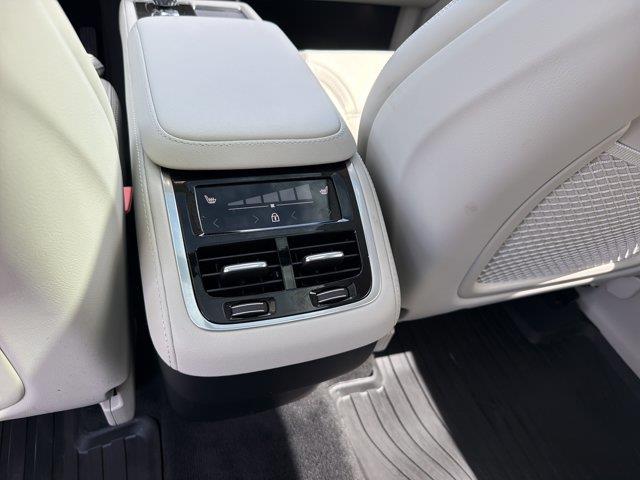 2026 Volvo XC90 - $58,799