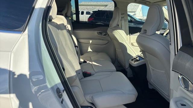 2025 Volvo XC90 B6 Ultra Bright Theme 7P