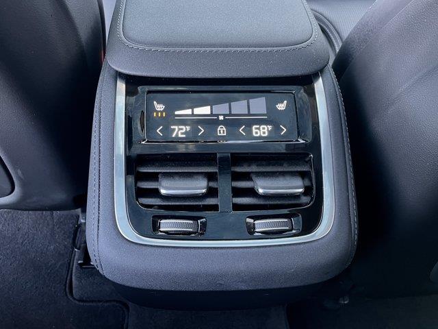 2025 Volvo XC90 - $61,899