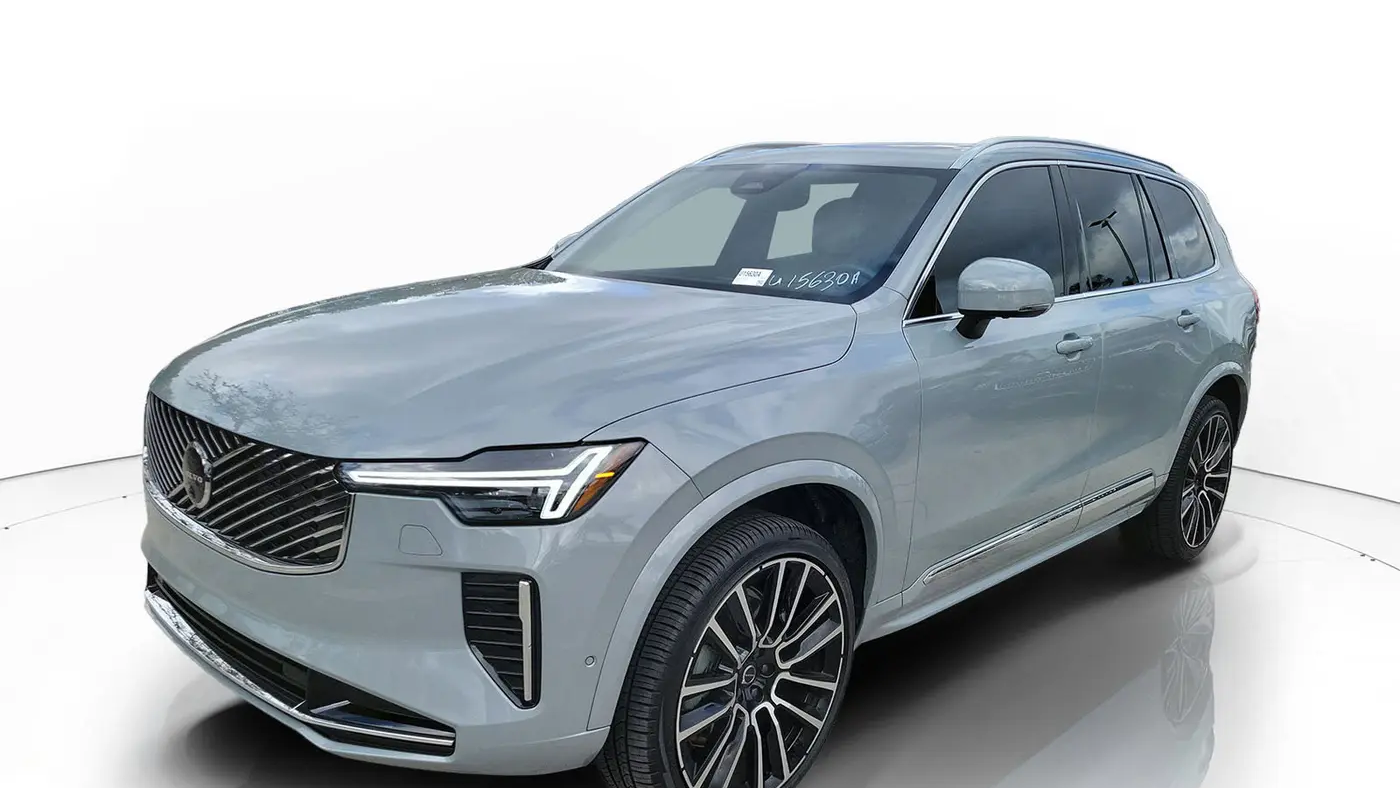 2025 Volvo XC90 B6 Ultra Bright Theme 7P