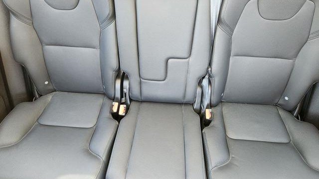 2025 Volvo XC90 B6 Core Bright Theme