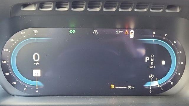 2025 Volvo XC90 B6 Core Bright Theme