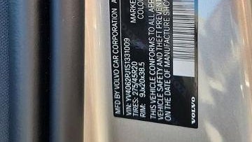 2025 Volvo XC90 B6 Core Bright Theme