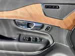 2025 XC90 Thumbnail 6