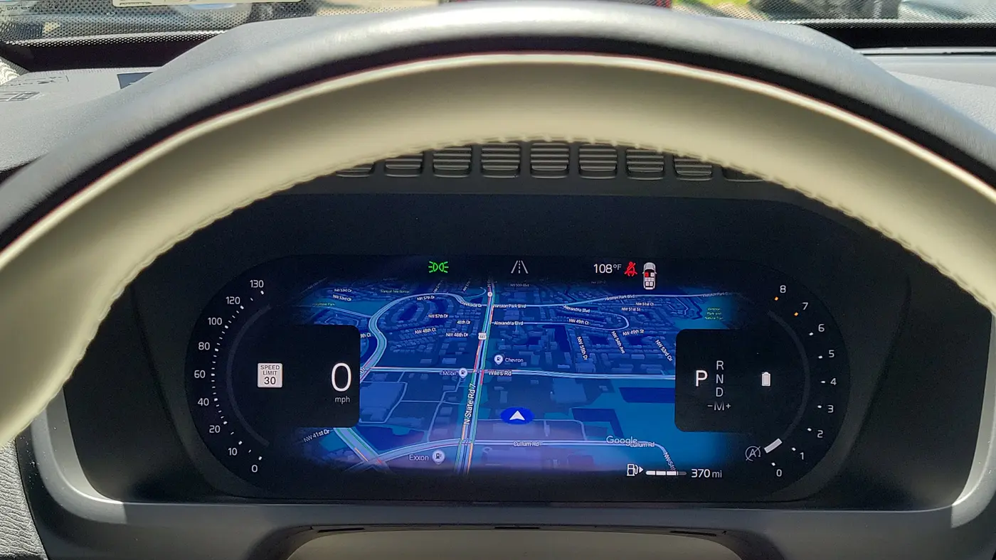 2025 Volvo XC90 B6 Core Bright Theme