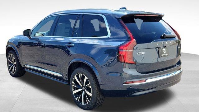 2026 Volvo XC90 B6 Core