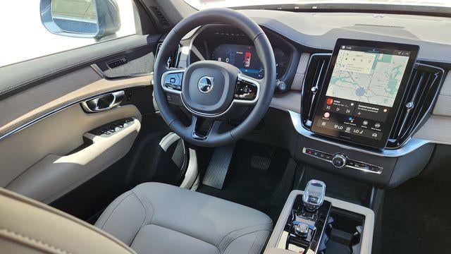 2026 Volvo XC90 B6 Core