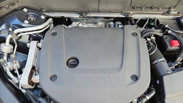 2026 Volvo XC90 B6 Core