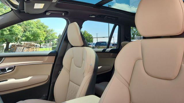 2026 Volvo XC90 B6 Core