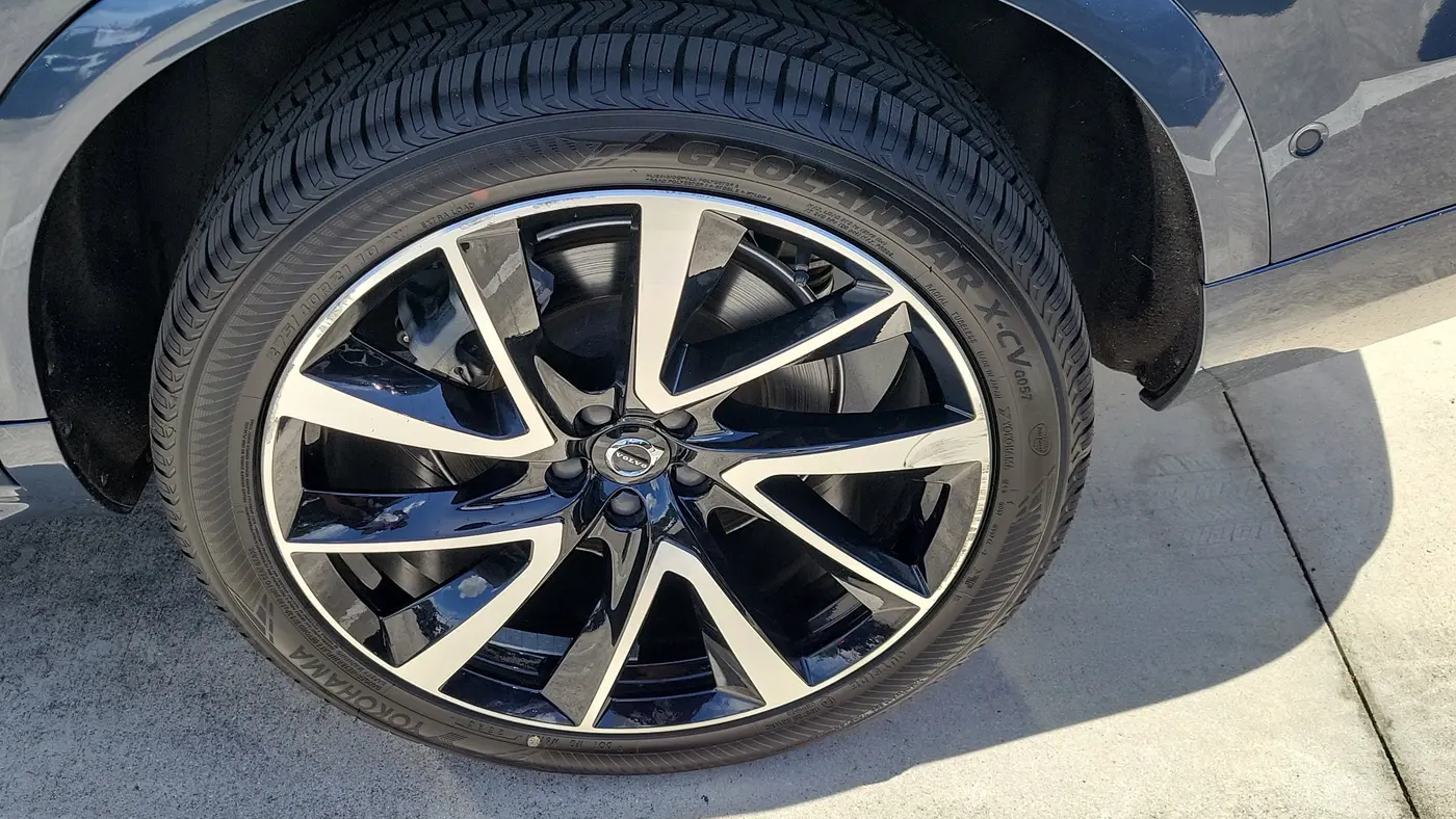 2023 Volvo XC90 B6 Plus Bright Theme 7P