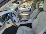 2023 XC90 Thumbnail 14