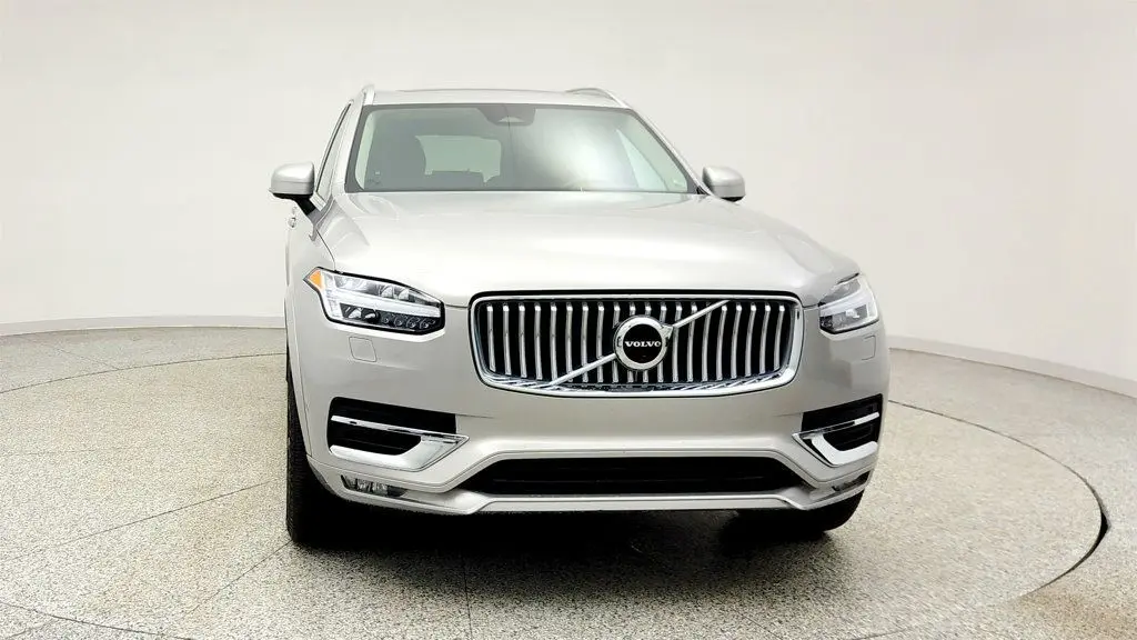 2023 Volvo XC90 B6 Plus Bright Theme 7P