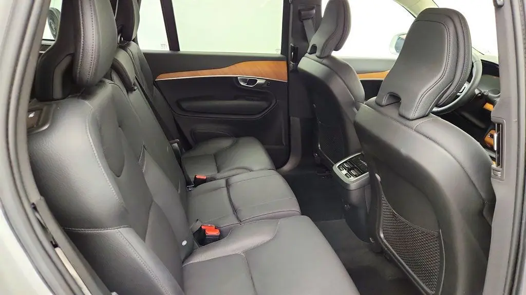 2023 Volvo XC90 B6 Plus Bright Theme 7P