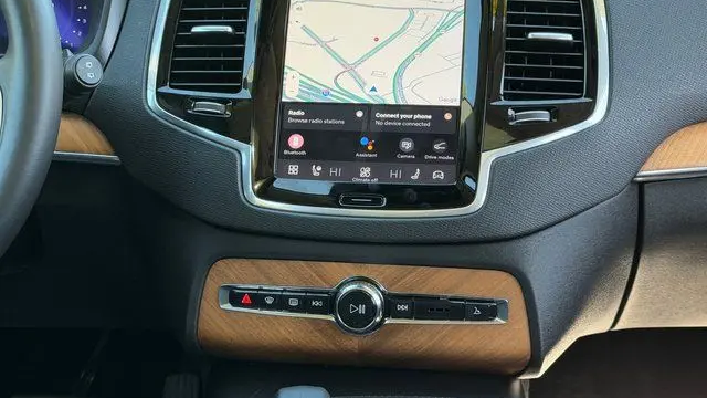 2023 Volvo XC90 B6 Plus Bright Theme 7P