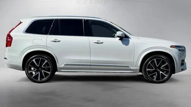 2023 Volvo XC90 B6 Plus Bright Theme 7P