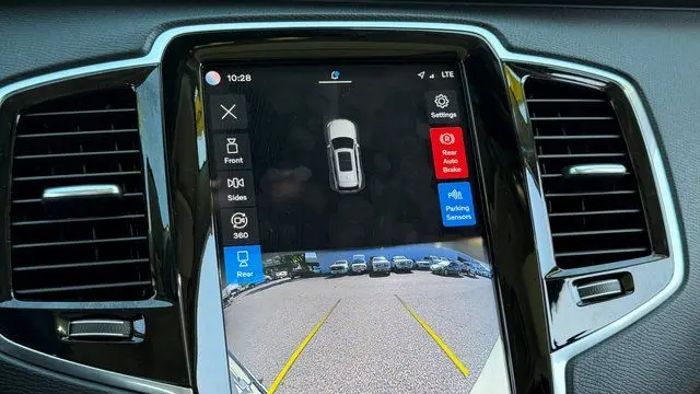 2023 Volvo XC90 B6 Plus Bright Theme 7P